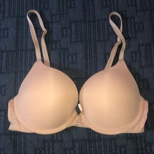 Victoria’s Secret Bra 32C